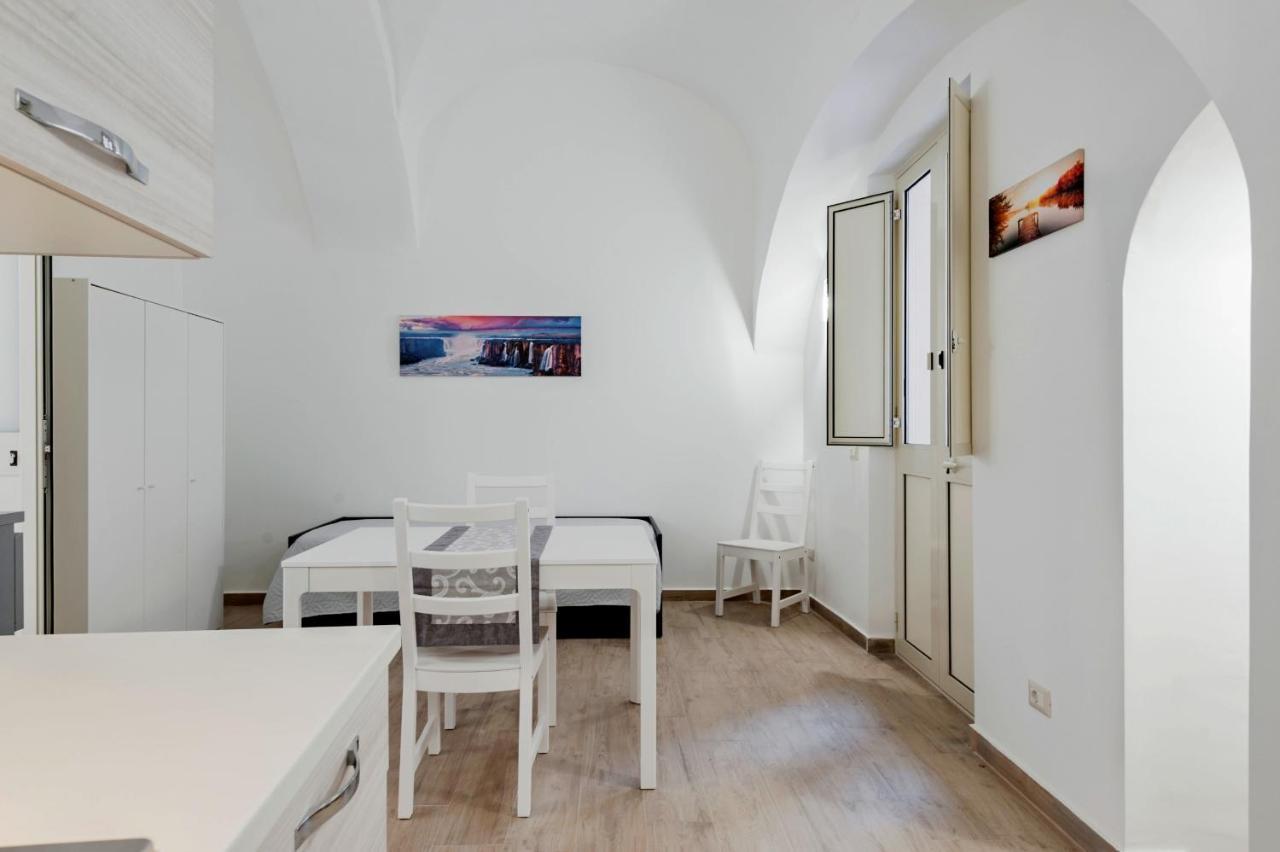 Trinita' 57 Apartments By Wonderful Italy Catania Eksteriør billede