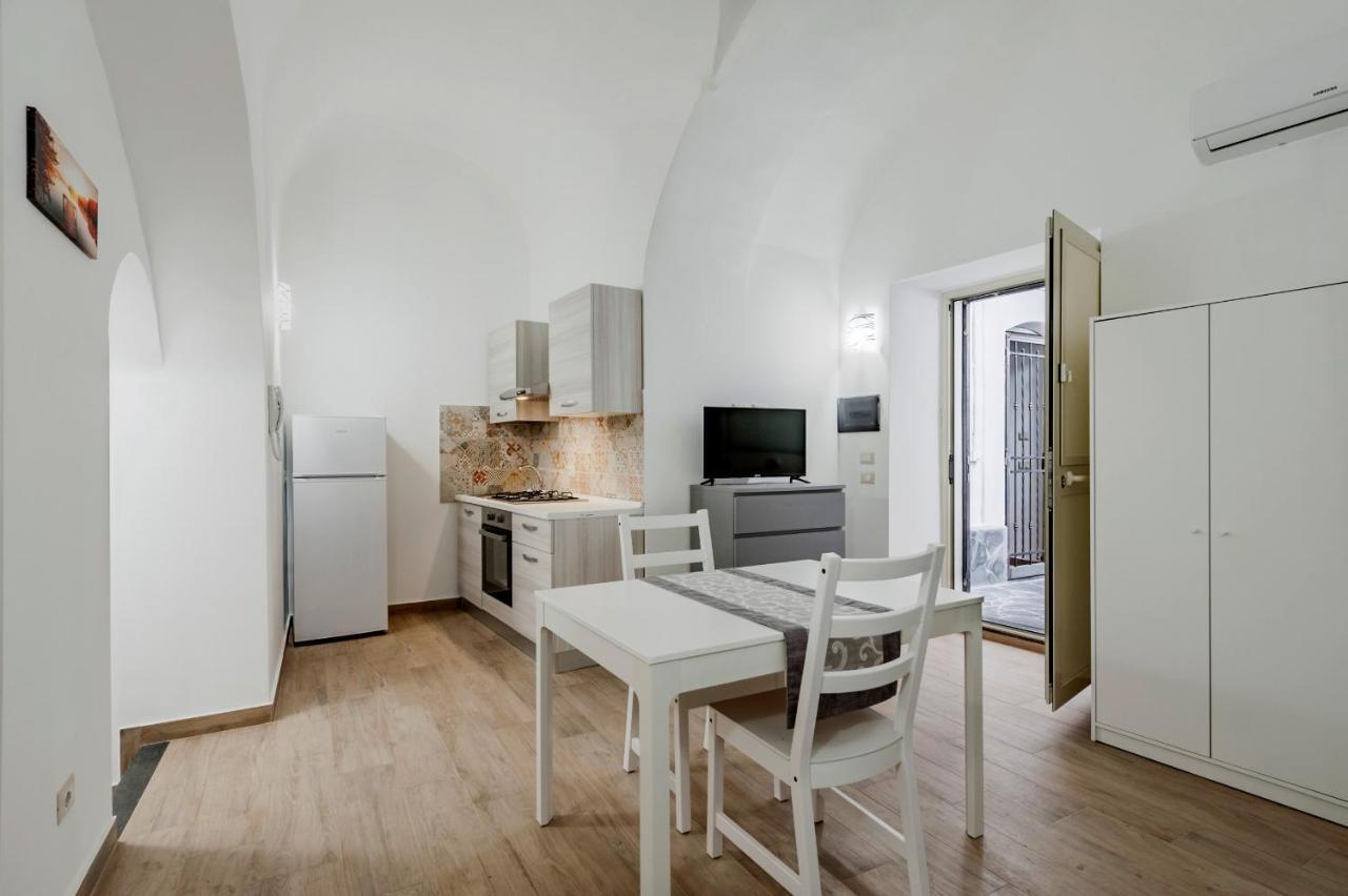 Trinita' 57 Apartments By Wonderful Italy Catania Eksteriør billede