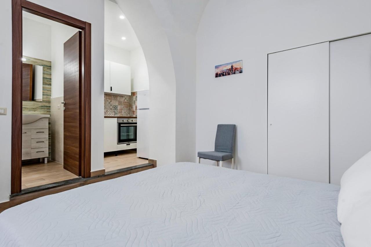 Trinita' 57 Apartments By Wonderful Italy Catania Eksteriør billede