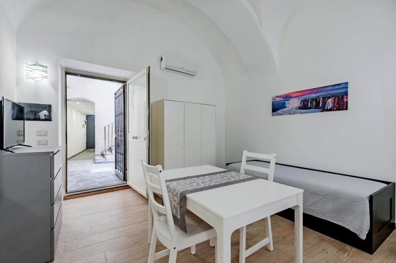 Trinita' 57 Apartments By Wonderful Italy Catania Eksteriør billede